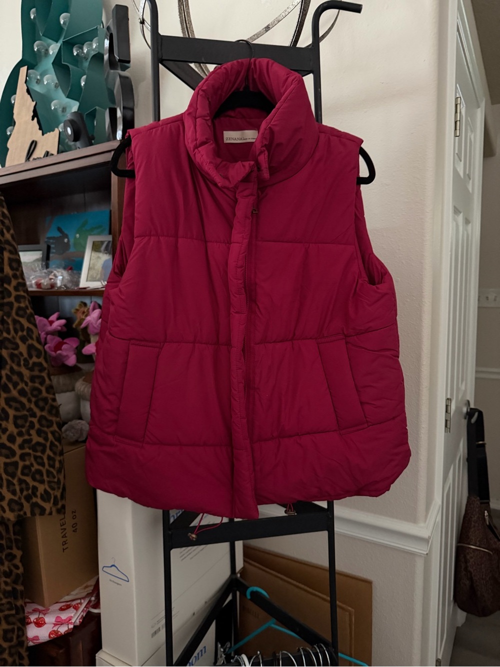 Women's Puffer Vest - Burgundy